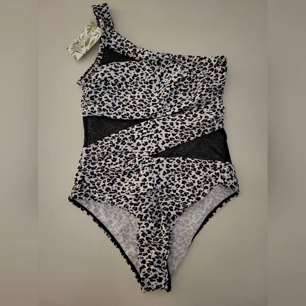 Leopard Print One-Shoulder Swimsuit with Mesh Cutouts NWT ❤️